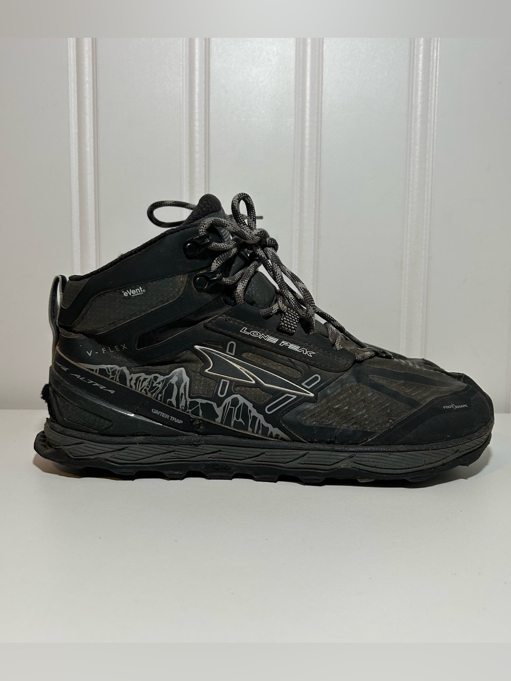 Altra Lone Peak 4 mid mesh v flex Trail Boot - Black grey